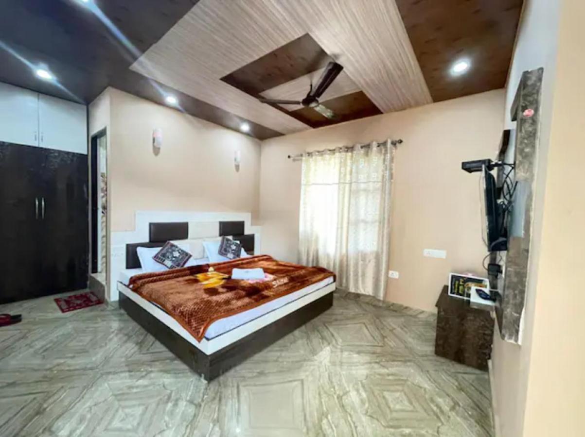Oak Wood Homestay Banikhet Dalhousie Exteriér fotografie